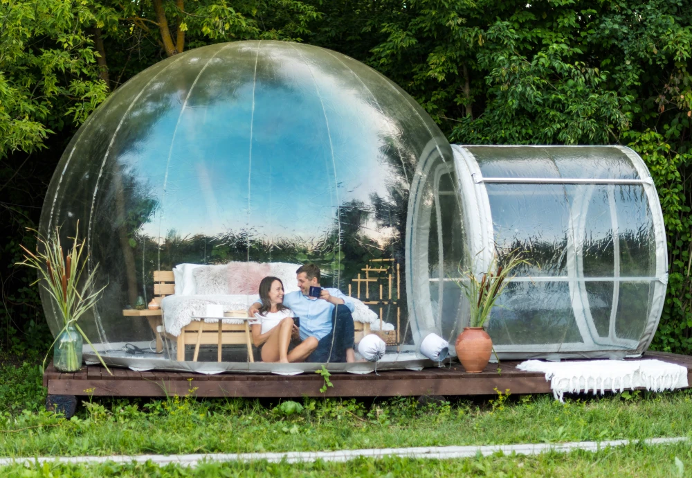 small bubble tent